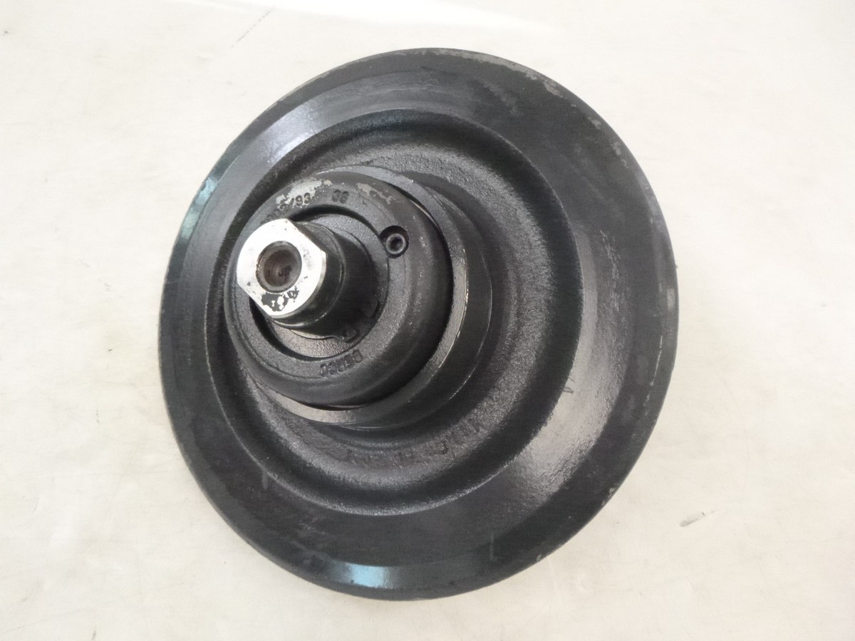 ルパン OEM CNH Case New Holland 47378988 Rear Idler Wheel For Skid
