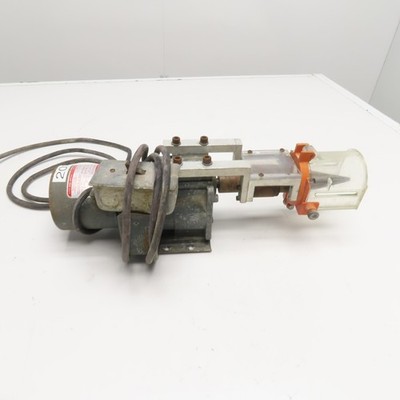 Dayton 2Z818A Getriebemotor 1/15 HP 24:1 Split-Phase 115V