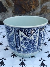 Petrus Regout Maastricht cache-pot Delft modèle M16