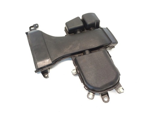 2019 Lexus RX 450H (Petrol/Electric) 193kW Air Intake Duct Part 17750-31050 - Picture 4 of 5