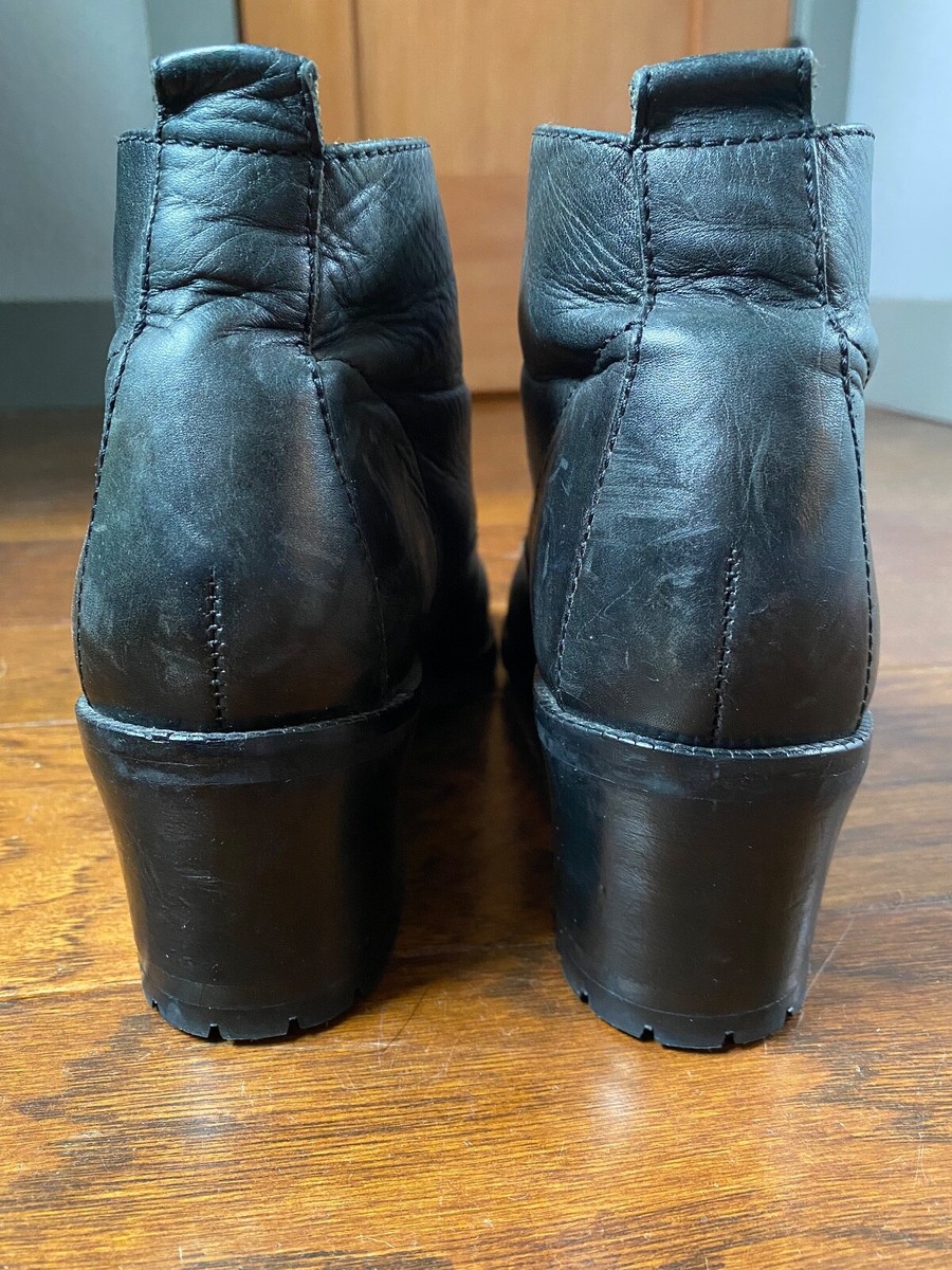Amazon.com | Nine West Women Nine West Gohike Lace-Up Ankle Boots - NWB main image 1