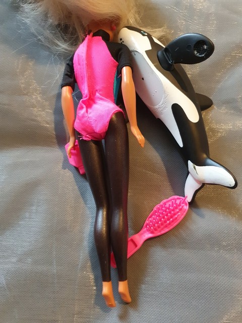 Mattel Vintage 1996 Ocean Friend's Scuba Diver Barbie Doll Baby Keiko