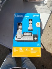 AT T DECT 6.0 Cordless Phone With Digital Answering System CL83215 2 Handset NEW