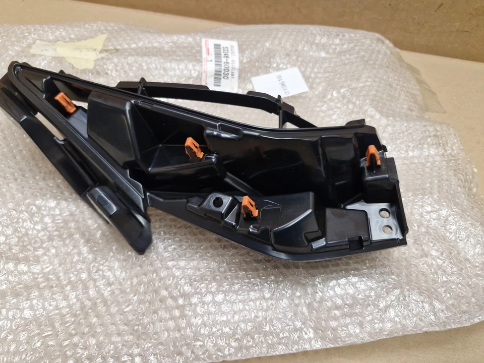 Soporte de faro delantero izquierdo Toyota Land Cruiser 2017-en 5324660030 genuino NUEVO Foto 3 de 4