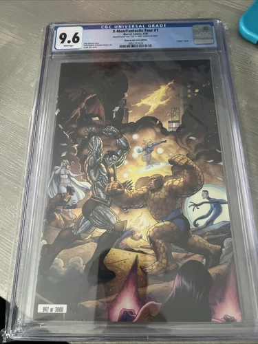 X-MEN FANTASTIC FOUR #1 GLOW IN THE DARK - 942/3000 Graded CGC 9.6 Slab