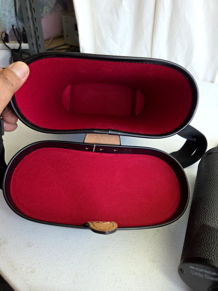 Orion 20 x 70 Binoculars. Excellent. Carrying case black. - Image 4 of 4