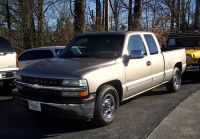 2002 Chevrolet Silverado 1500 LS 59K 5.3L VORTEC V8 EXT CAB 4DR SHORT BED TRUCK
