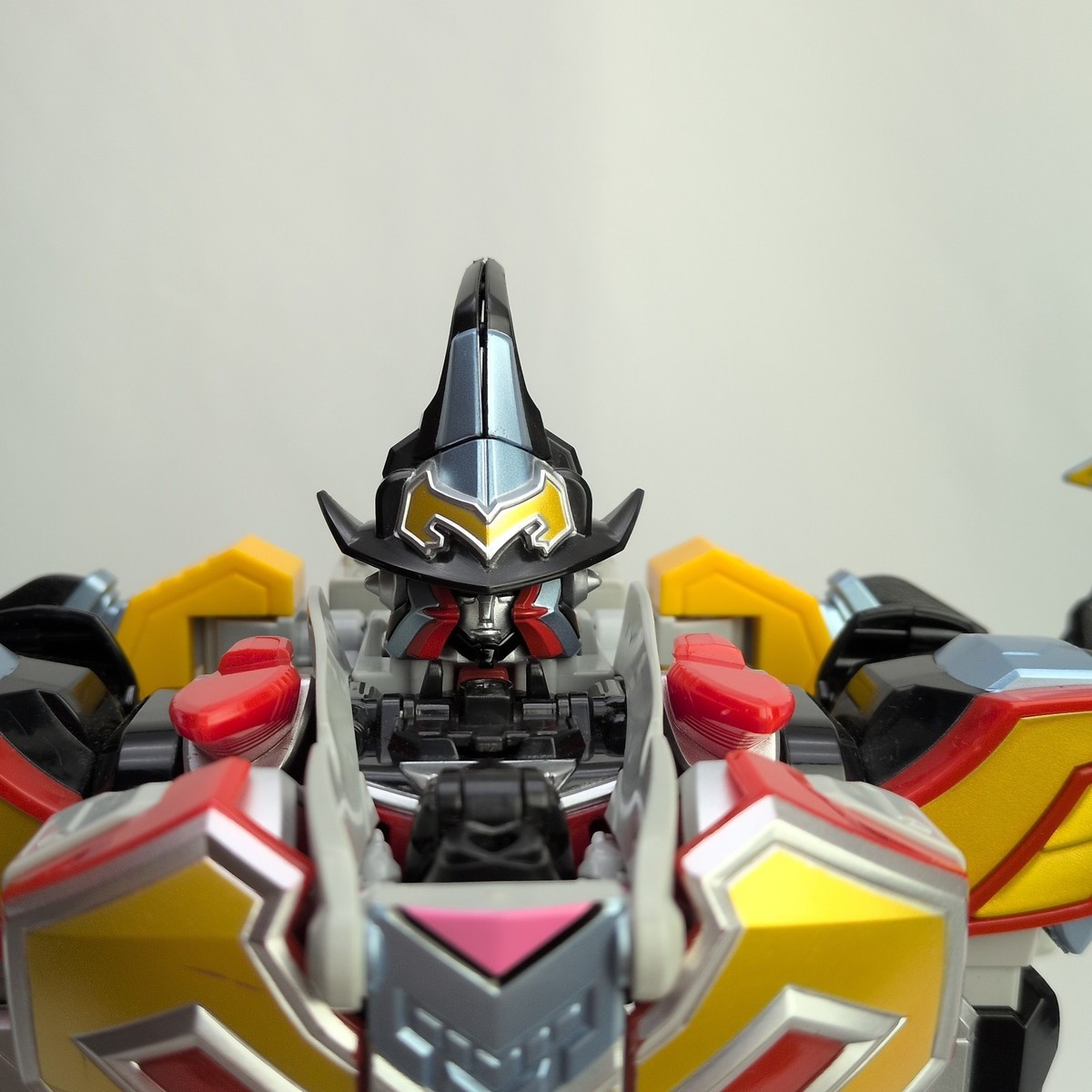 MAGIC　マジック Bandai DX MagiKing Magi King Megazord Power Rangers