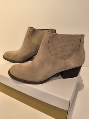 Women's Anklet Booties Size 1/2 M Jessica Simpson Deora Zip Up