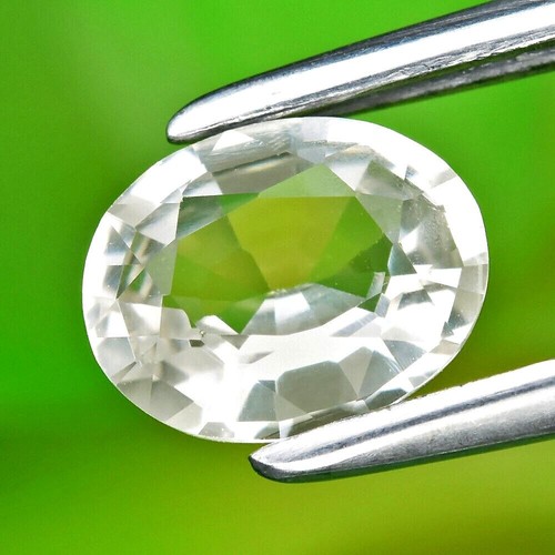 Saphir Rose-orange De Madagascar - 6.2 Mm X 5 Mm - Naturel - Traité Béryllium - 0.61 Carat - Rare
