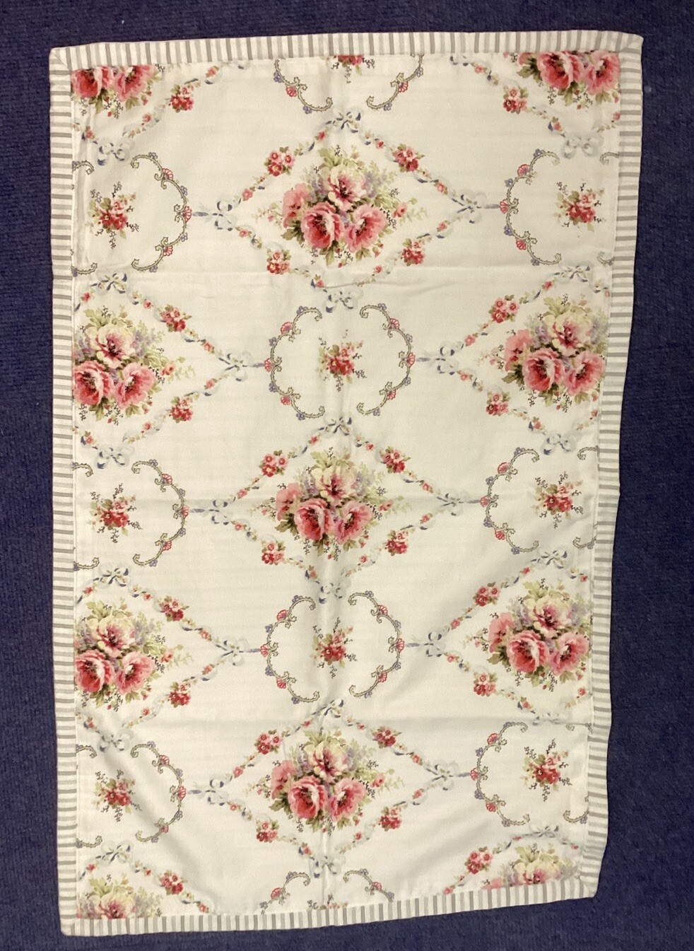 Dorma King Size Duvet Cover & 2 Oxford Pillowcases Floral RoseTrellis