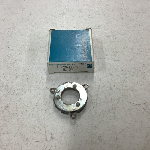 Corvette1969-1975 NOS horn contact for non-tele steering column 9751046 - Picture 2 of 2