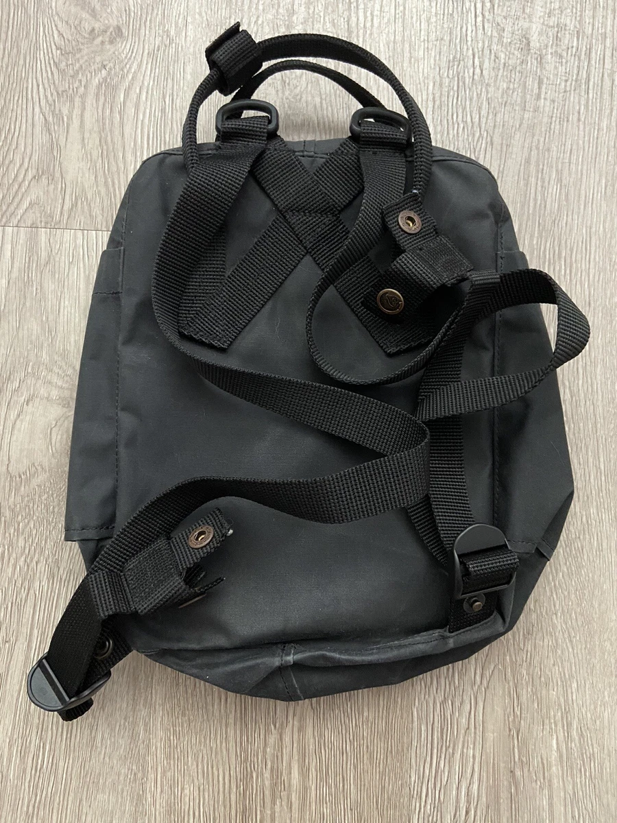 FJALLRAVEN Mochila Kanken Mini Black Fjallraven