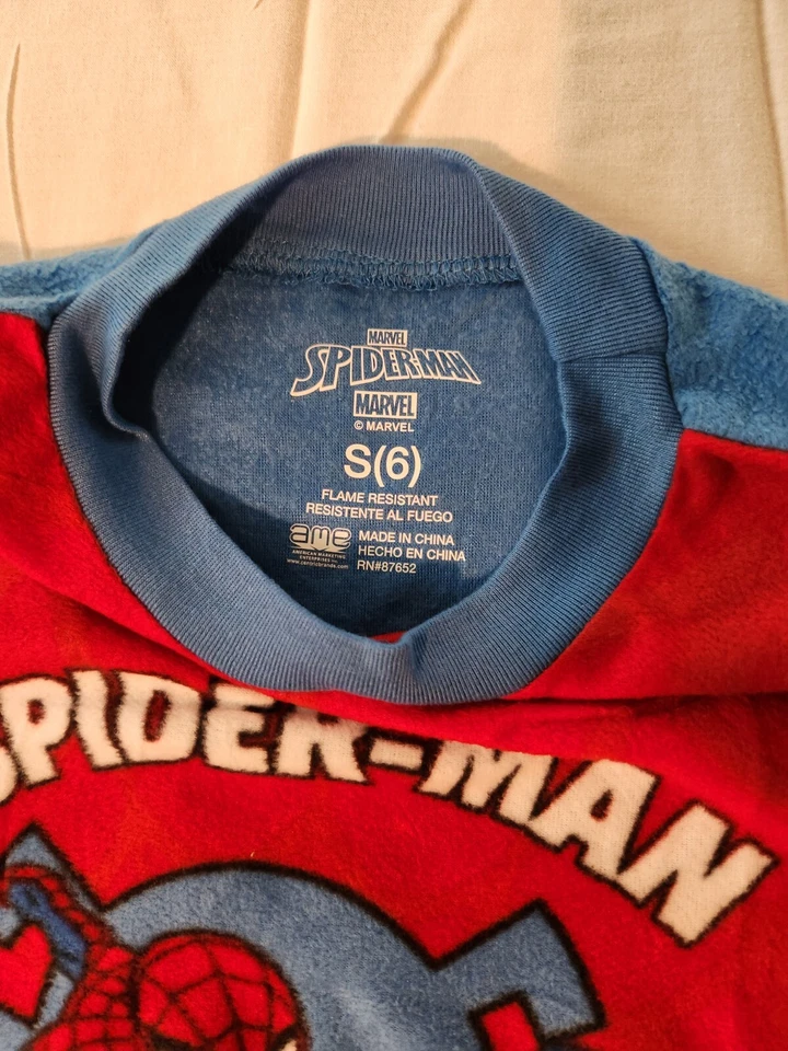 Pijama Top Camisa Spider-Man Marvel Ultimate Boys Talla 6 Manga Larga Rojo Azul Foto 2 de 4