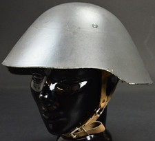 DDR NVA Stahlhelm Paradehelm Kunststoff 3 Nieten Größe 57 Defekte!!!  11418