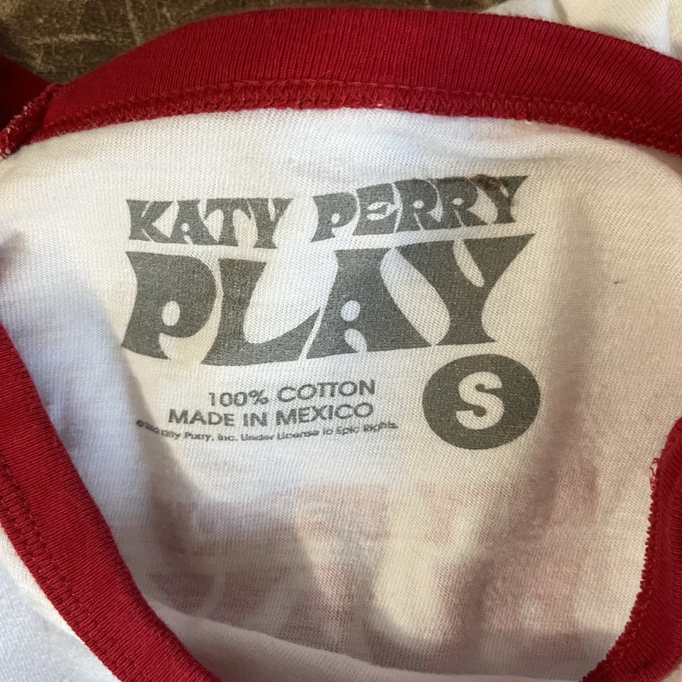Katy Perry 衬衫男式小号 Eat Me 红色白色 Raglan Top Las Vegas Residency Play — 第 3/4 张图片