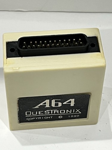 Amiga - Questronix The A64 Package Commodore 64 Emulator - READ - Photo 2/7