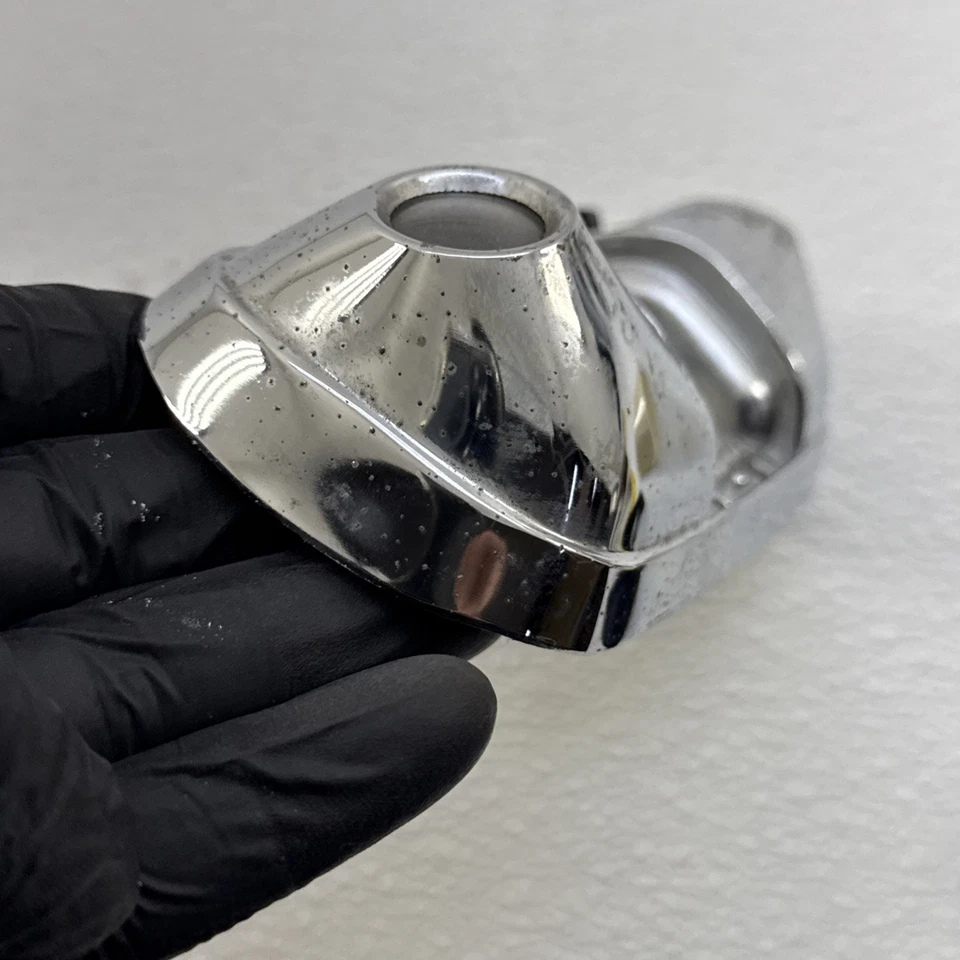 Luz domo cromada superior OEM 80-96 Ford Bronco F-150 F-250 F350 y más sin lente Foto 4 de 4