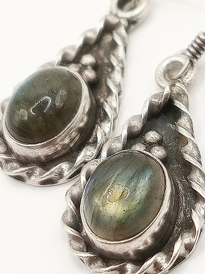 Orecchini Argento 925 Artigianale Goccia Cangiante Verde Labradorite Etnico - Immagine 2 di 4