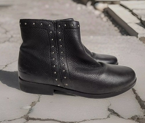 CLARKS TALIA sz 37 E / 6 Black Leather Studded BOOTS Ankle Inner ZIP #M