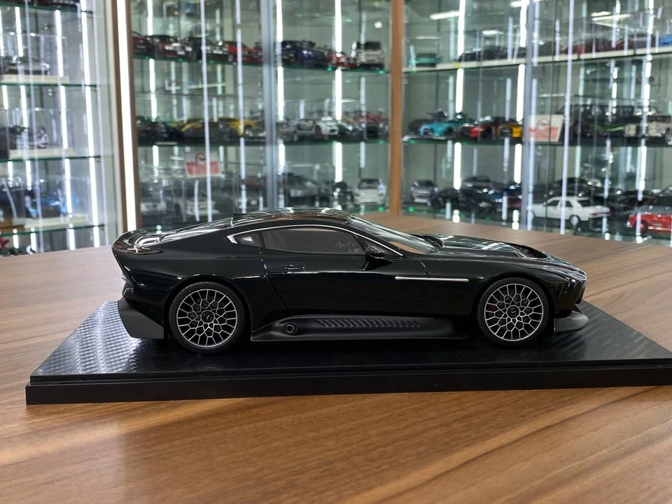 GT Spirit Aston Martin Victor 2021 – Dark Green – Limited Edition [1/18 Resin ] - Image 3 of 4