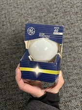 GE Globe Pearlescent 40 W 1