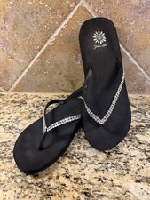 Yellow Box JELLO Black Rhinestone Embellished Flip Flop Sandals - Size 7 1/2