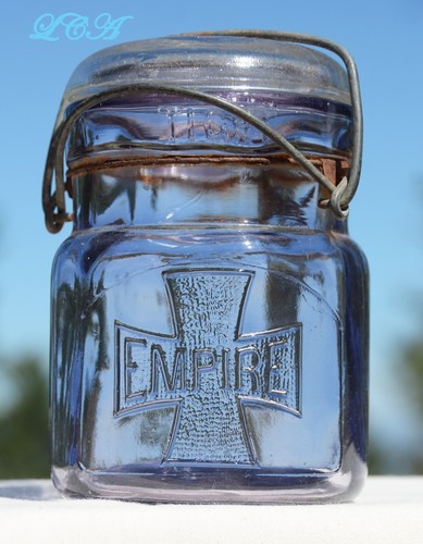 Pequeño frasco EMPIRE JAR 1/2 pinta raro COLOR SOL AMATISTA frasco SCA con foto en relieve de CRUZ - Imagen 3 de 4