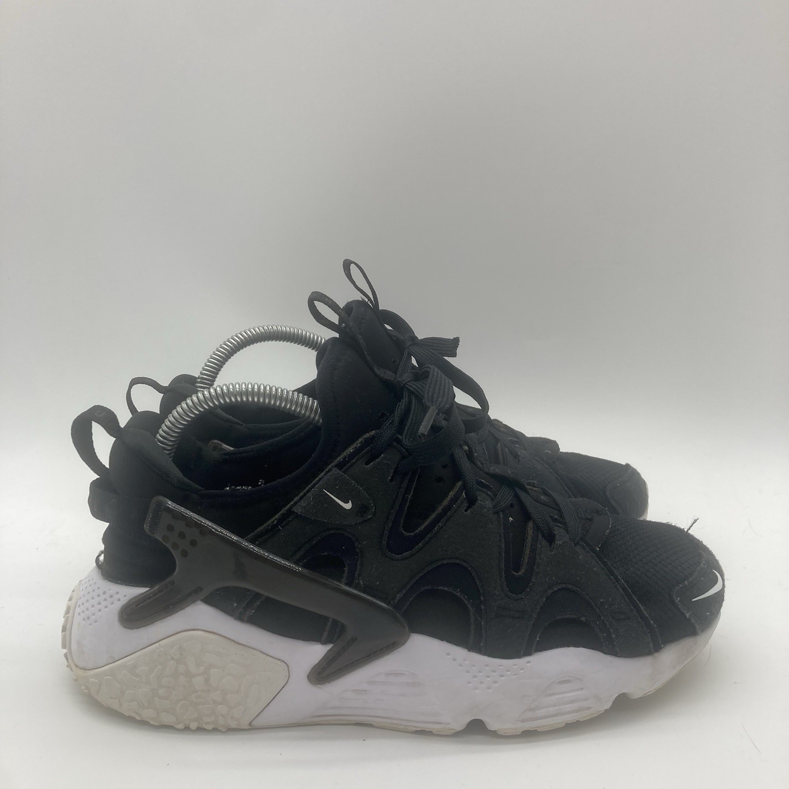 SAOLA Scarpa da tennis sportiva Nike Air Huarache Craft nera bianca da donna taglia 9 5