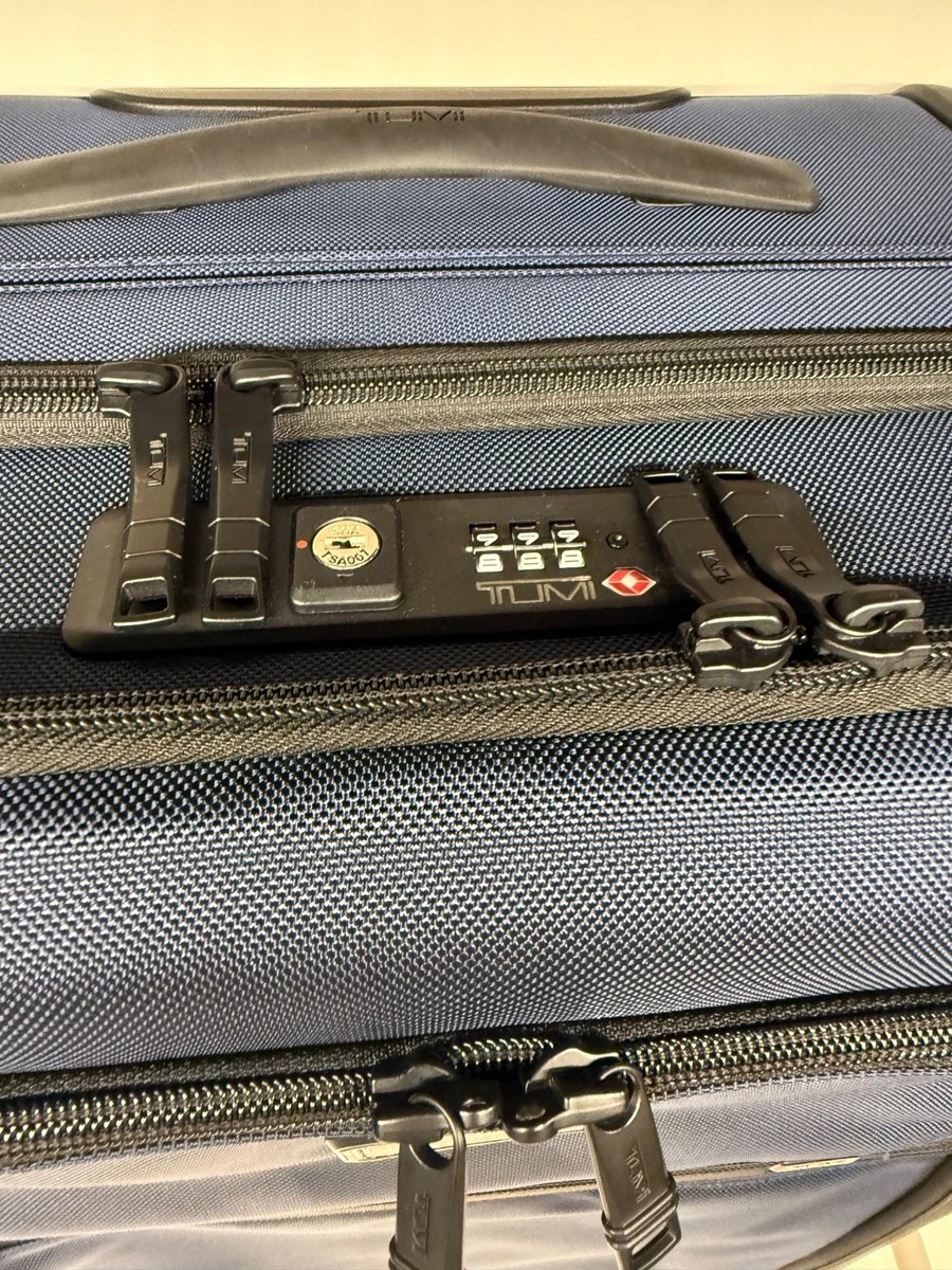 最終価格✨TUMI ✨ 大容量26インチキャリーケース22026DH ALPHA NEW Tumi ALPHA 26” SHORT TRIP Expandable 4 Wheel Packing Case
