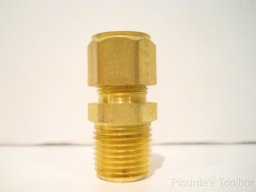 New Parker Brass 1/2" Tube x 1/2" Male NPT Connector Adapter, 8-8 FBZ-B - Picture 2 of 10