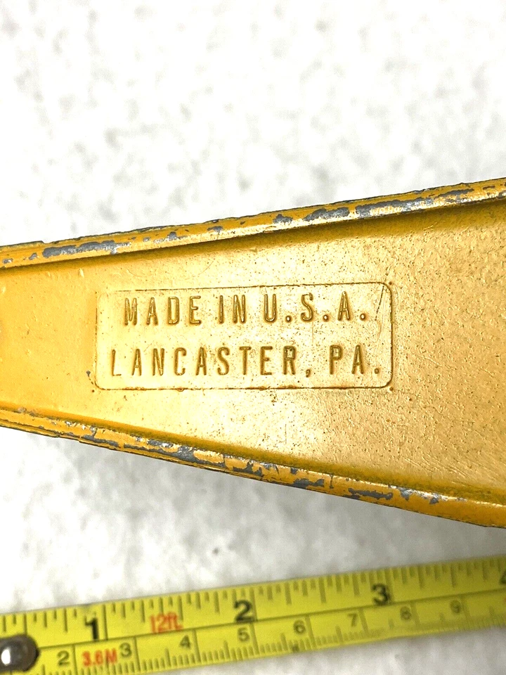 DE COLECCIÓN HUBLEY P-38 LIGHTNING, AMARILLO, CAMUFLAJE? METAL FUNDIDO A PRESIÓN, TREN DE ATERRIZAJE COMPLETO, REGALO:) Foto 4 de 4