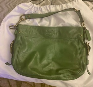 coach medium purse