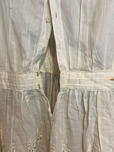 Antique Victorian white linen pre-teen lawn dress Excellent condition 26" Waist - Picture 6 of 11