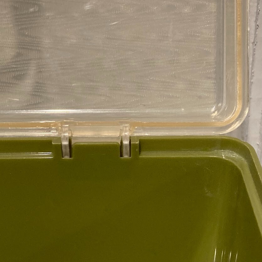 WIL-HOLD Plastic SEWING BOX 1970s Green with Tray Med Size Vintage Wilson Mfg.