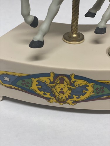 Tobin Fraley Carousel Horse Music Box Limited Edition Coin Signed on Belly Clown - Picture 9 of 10