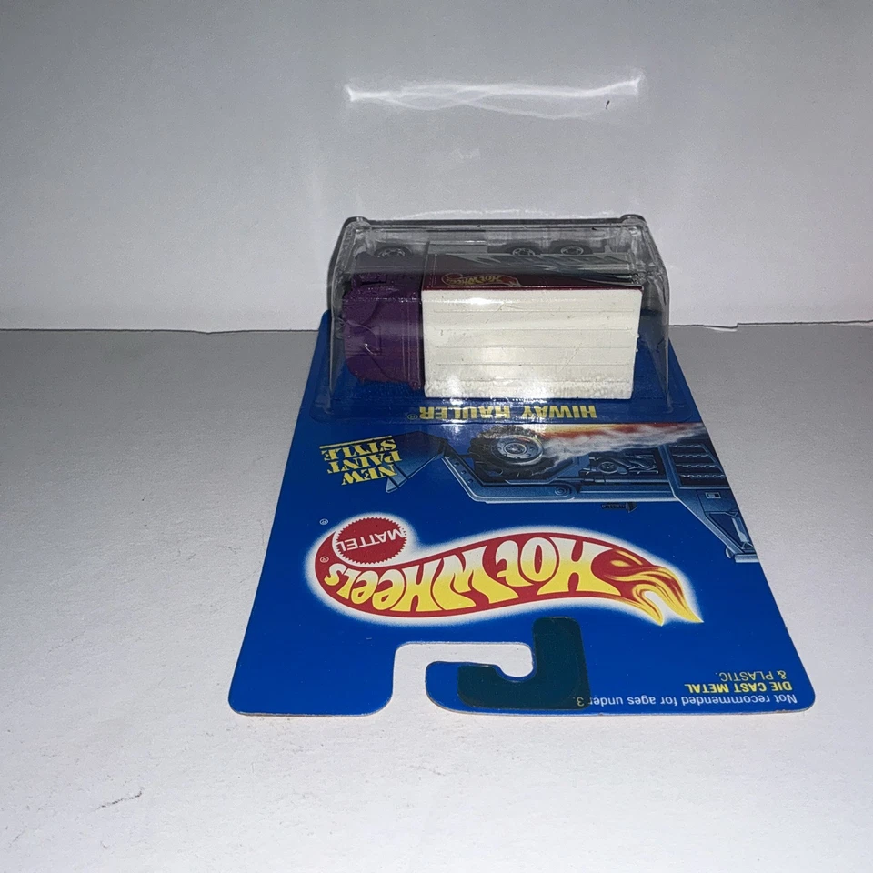 Hot Wheels Hiway Hauler Blue Card #238 Purple Blackwall Wheels - Image 3 of 4