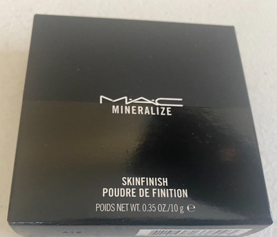 MAC Mineralize Skinfinish Soft & Gentle Highlight Powder .35oz Full Size NIB