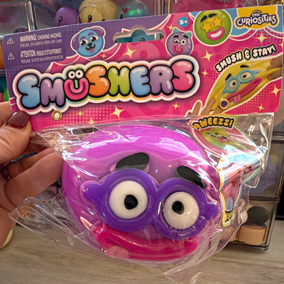 ORB Curiosities Smushers Smush & Stay Squeeze Toy Purple 42496