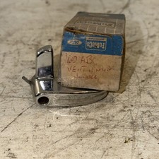 Nos Ford Left Hand Vent Window Handle C0az-6422917-a 1960-62 Galaxie Fairlane Nos Ford Left Hand Vent Window Handle C0az-6422917-a 1960-62 Galaxie Fairlane