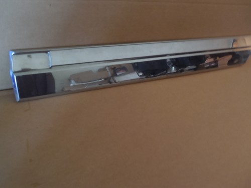 Buick Roadmaster Wagon 1992 1993 1994 moldura de puerta trasera izquierda OEM usado - Imagen 2 de 17