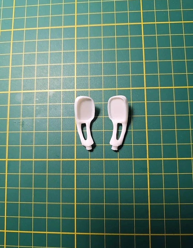 Specchietti laterali Ferrari Pocher Testarossa 1:8 coppia Dx+Sx Colori personz. - Immagine 4 di 4