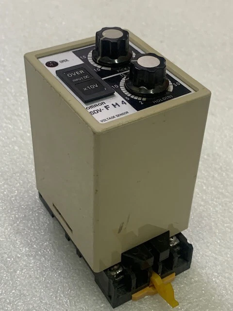 Omron SDV-FH4 Voltage Sensor Controller Input 100/110VAC Used Good Condition - Image 2 of 4