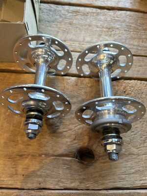 campagnolo pista ハブ 28h Campagnolo Low Flange Pista Hubs 28/32 Holes - Cicli Berlinetta