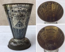 DOSEUR GRADUÉ - LA MESURE IDEALE POUR CUISINE - TOLE - ANCIEN VINTAGE - DECO