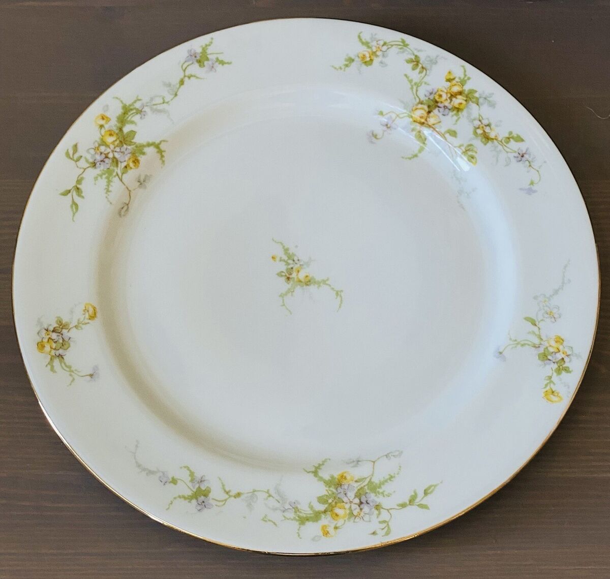 Vintage Limoges Yellow Rose Porcelain Dinner Plate Gold Rim Vintage Limoges Yellow Rose Porcelain Dinner Plate Gold Rim