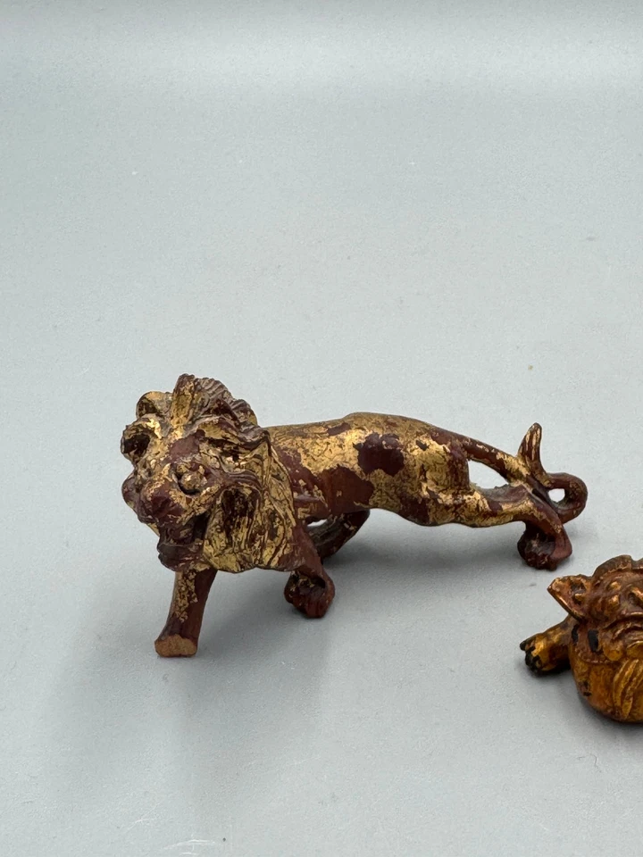古董 20 世纪中国木雕 Minature Foo 狗/狮子雕像 3 1/4 英寸 — 第 4/4 张图片