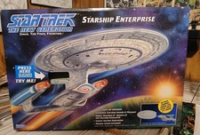 PlayMates ST Next Generation Enterprise D Ship New Mint n Box Unopened Star Trek