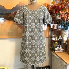 Talbots Shift Dress Cottagecore Eyelet Floral Women 10P Olive Green Puff Sleeve