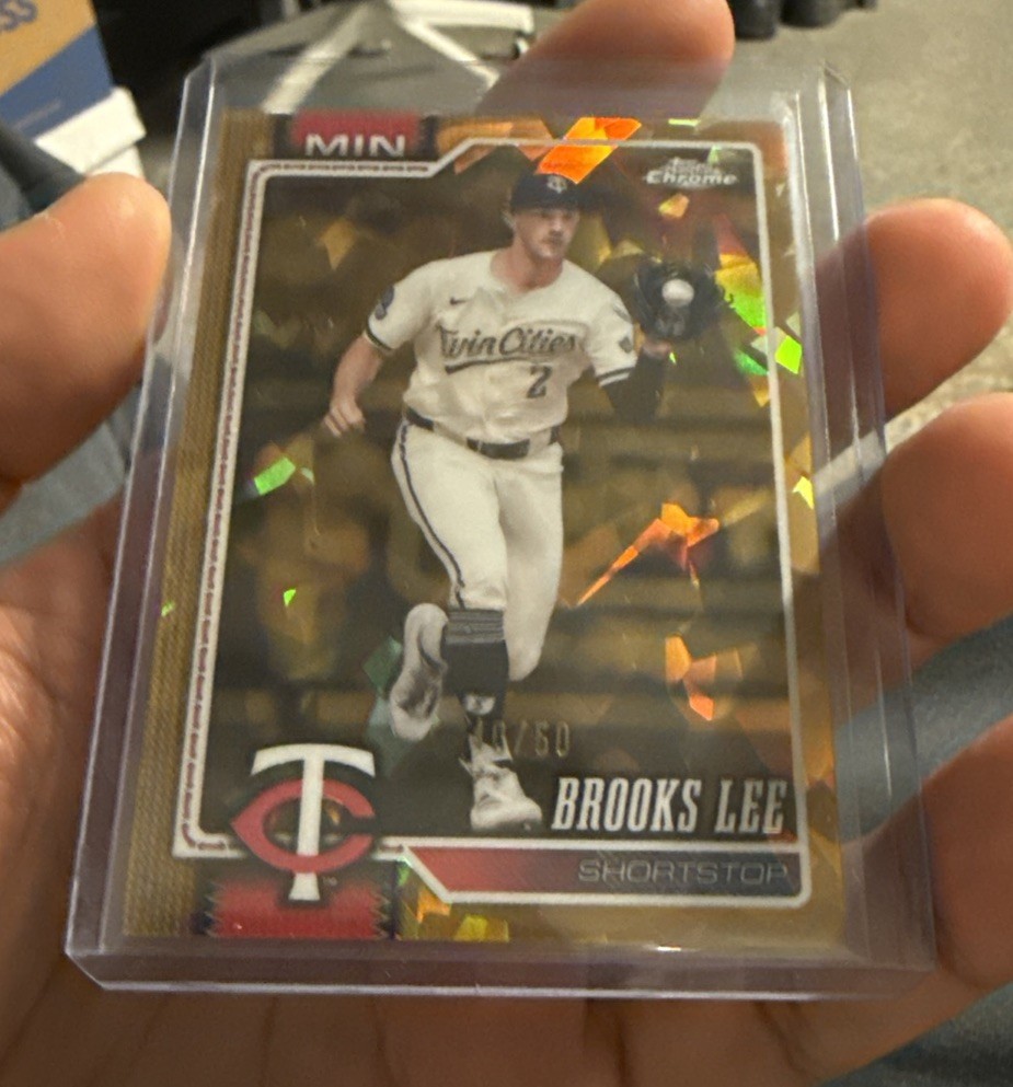 2026 Topps Chrome Sapphire Brooks Lee Gold Refractor /50 Minnesota Twins 🔥